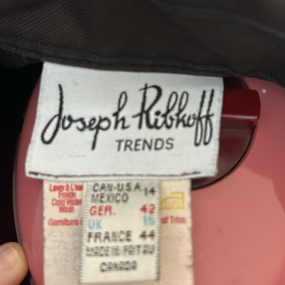 SOLD Joseph Ribkoff blazer - Picture 5 of 5